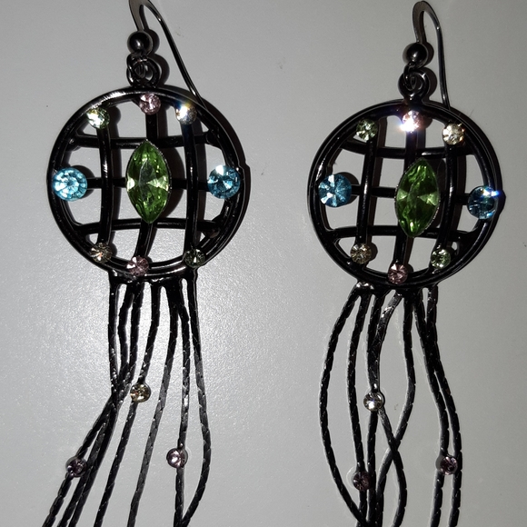 Earrings - Picture 3 of 4